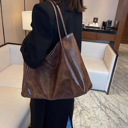 Amara - Retro-Lederhandtasche