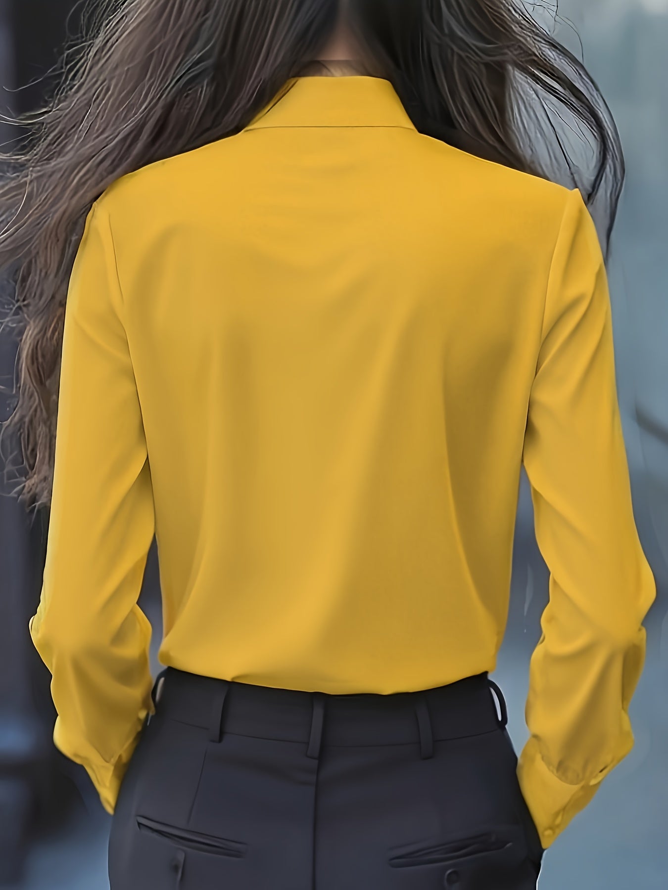 Dwyna - Langarm-Bluse mit Knopfleiste und Rüschen-Schleife