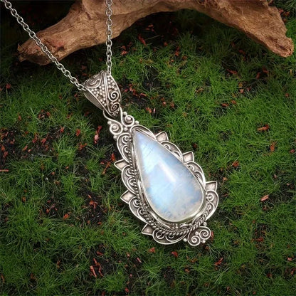 Vintage ketting met waterdruppelhanger