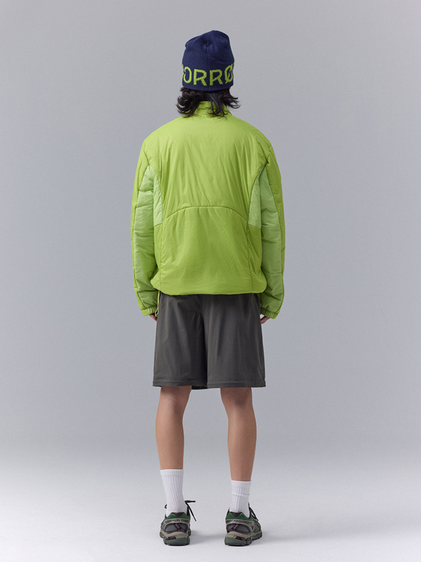 DryBench – Unisex Outdoor-Daunenjacke mit Kontrastkragen