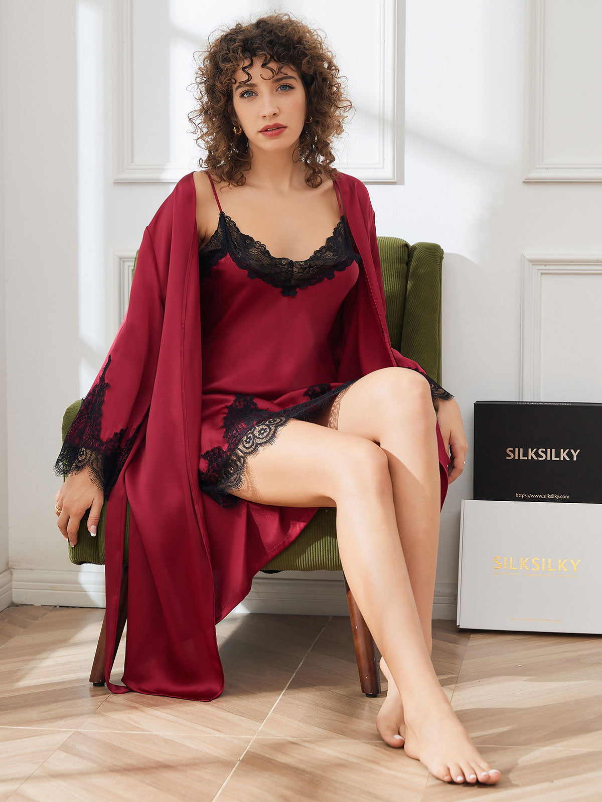 Ensemble Chemise de Nuit et Peignoir en Dentelle de Soie Pure 2Pcs