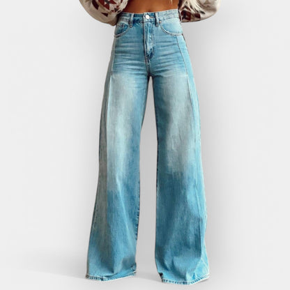 Broek met uitlopende pijpen