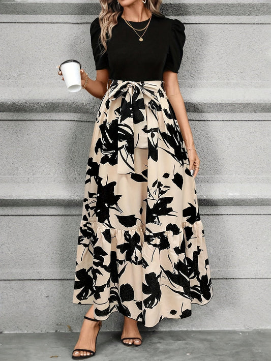 Briony - Blumenkleid mit hohem Taillenbund und Volantsaum