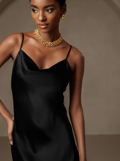 19 Momme Slit Bias Robe de Nuit en Soie Mignonne
