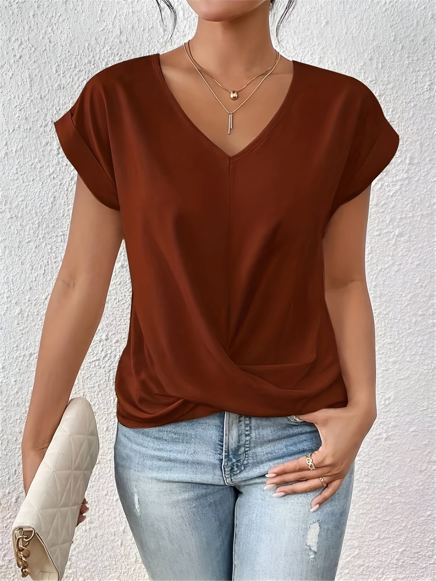 Elara V-Ausschnitt T-Shirt