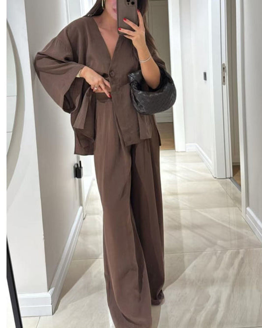 THARAH | Casual V-hals set