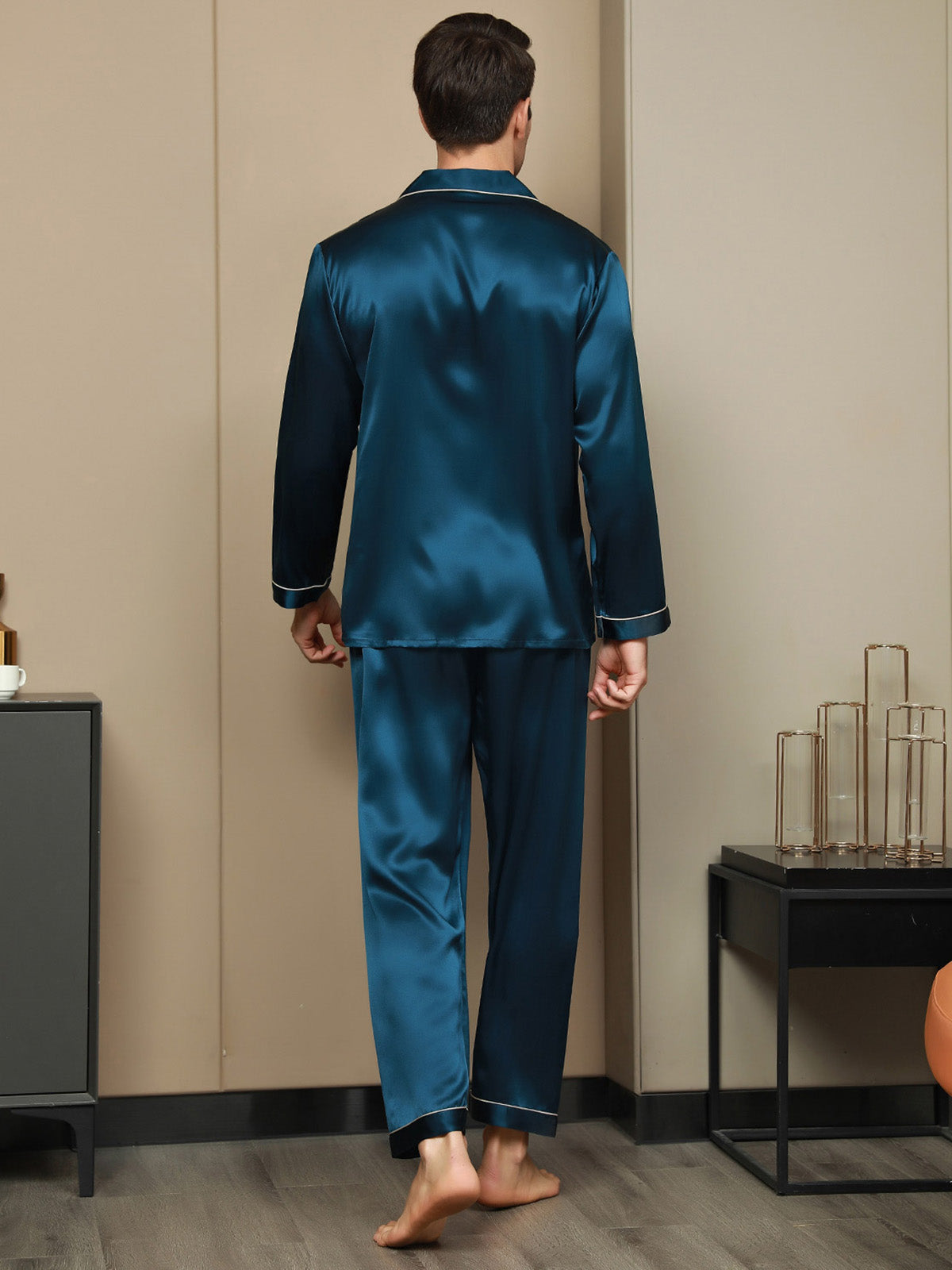 Luxe zijden pyjamaset voor heren met revers, 2-delig