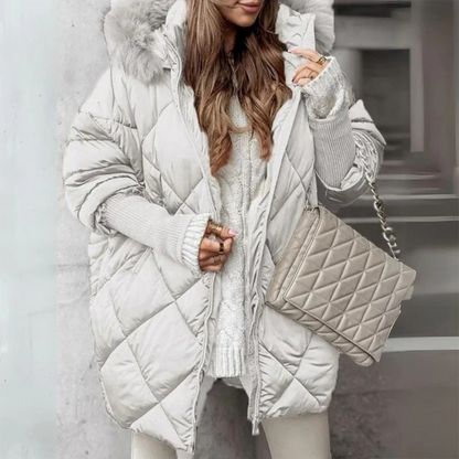 Kiona™ – Elegante jas met een flatterend silhouet