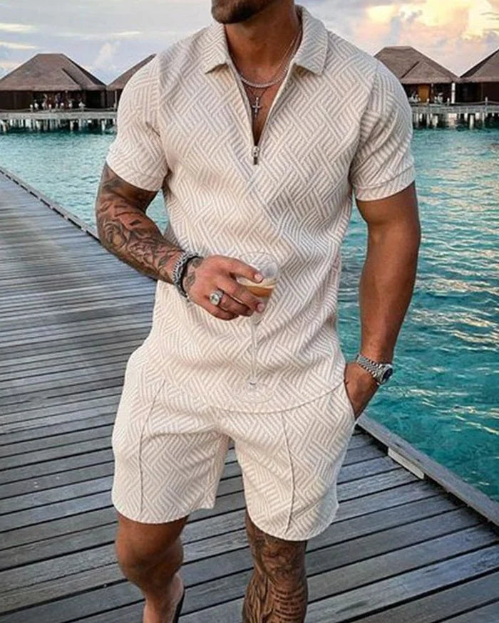 LUKAS | POLOSHIRT- & SHORTSET IN CRÈME MET REVERSKRAAG