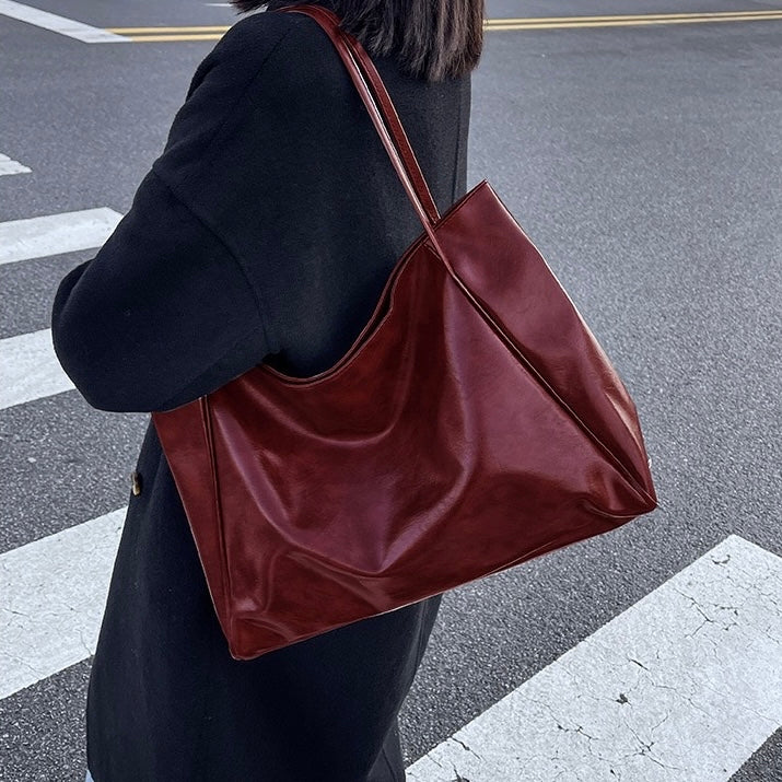 Amara - Retro-Lederhandtasche