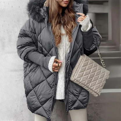 Kiona™ – Elegante jas met een flatterend silhouet