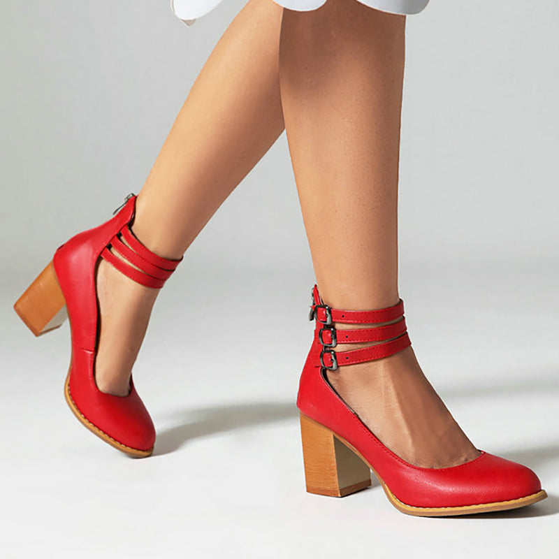 Casilda | Glatte Sandalen mit Knöchelriemen und dickem Absatz