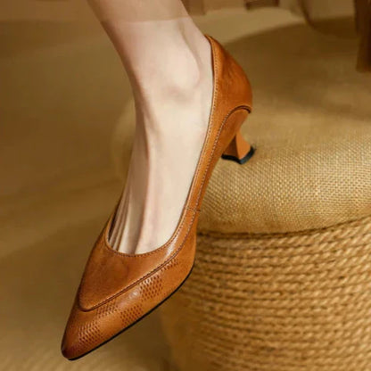 Solenza™| Fiona Elegante Pumps