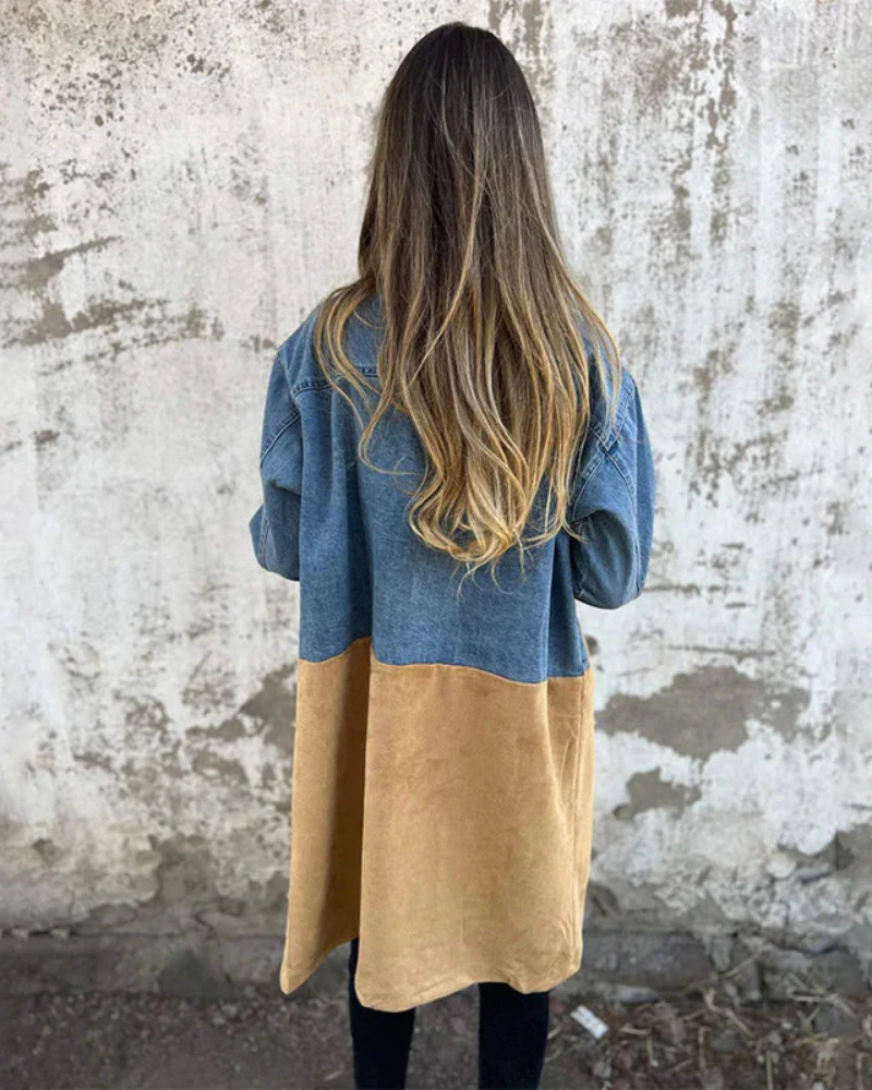 Léocadie – Stijlvolle mantel van denim en suède