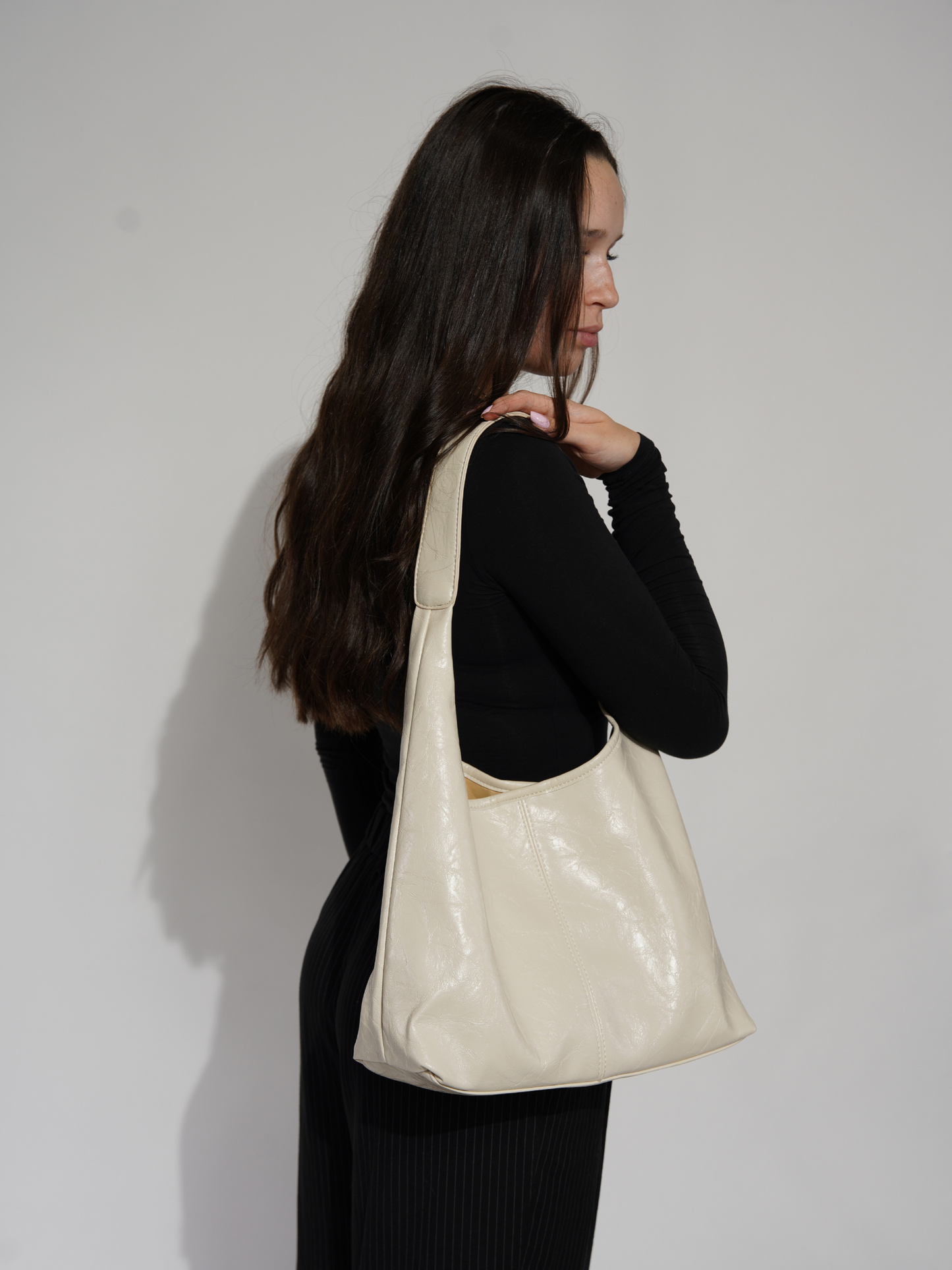 Jytte™ | Schicke Schwarze Hobo-Tasche