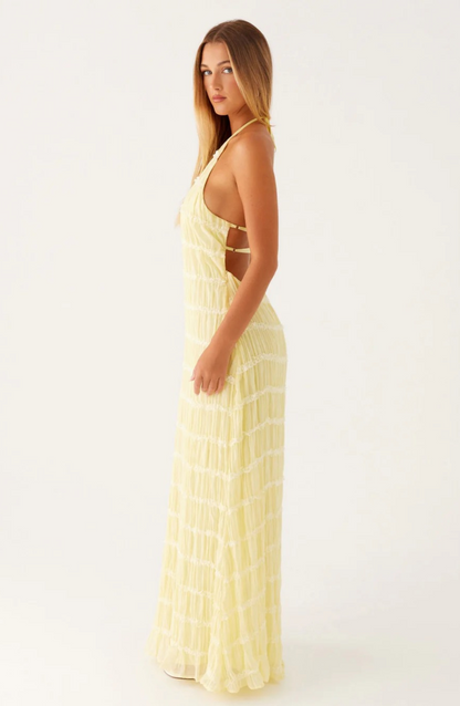 Caroline | Texturiertes Halterneck-Maxikleid