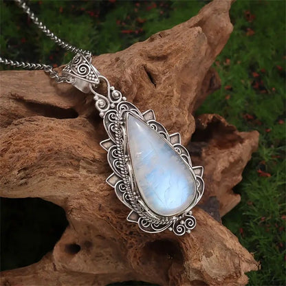Vintage ketting met waterdruppelhanger