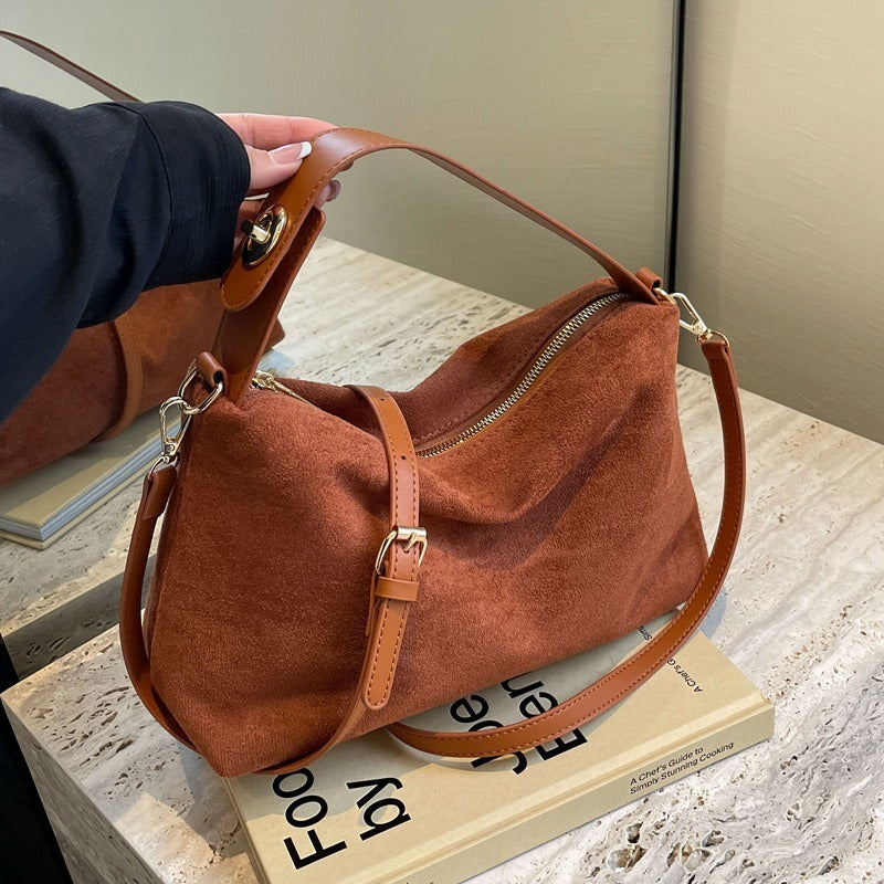 Dames retro-stijl schoudertas van soepel suède - Maëlle