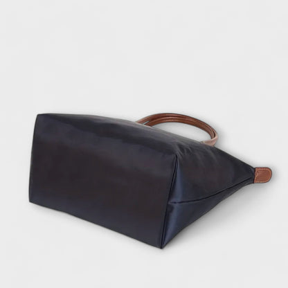 Nora. - Trendige Handtasche