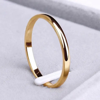 Eenvoudige gouden en zilveren ring