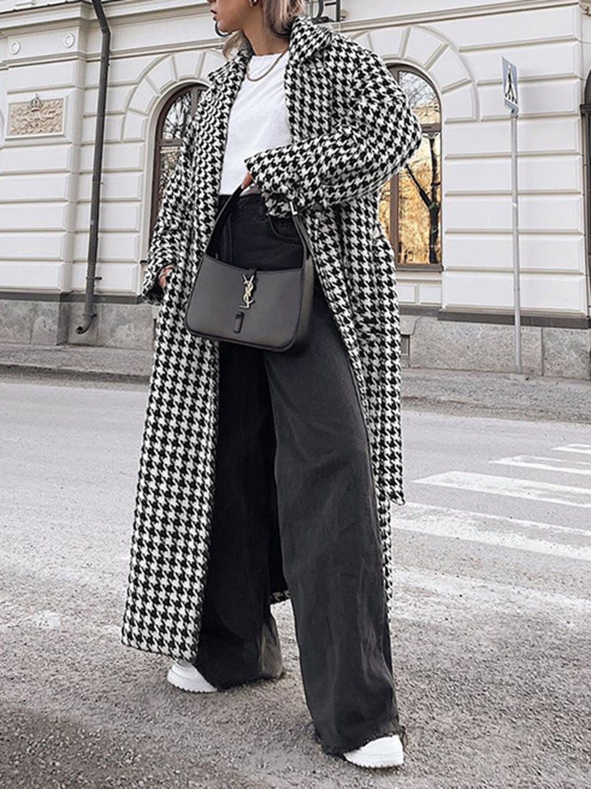 Oversized pied-de-poule tweed trenchcoat