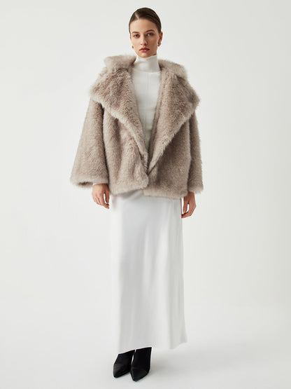 Oversized faux fur coat met kraag