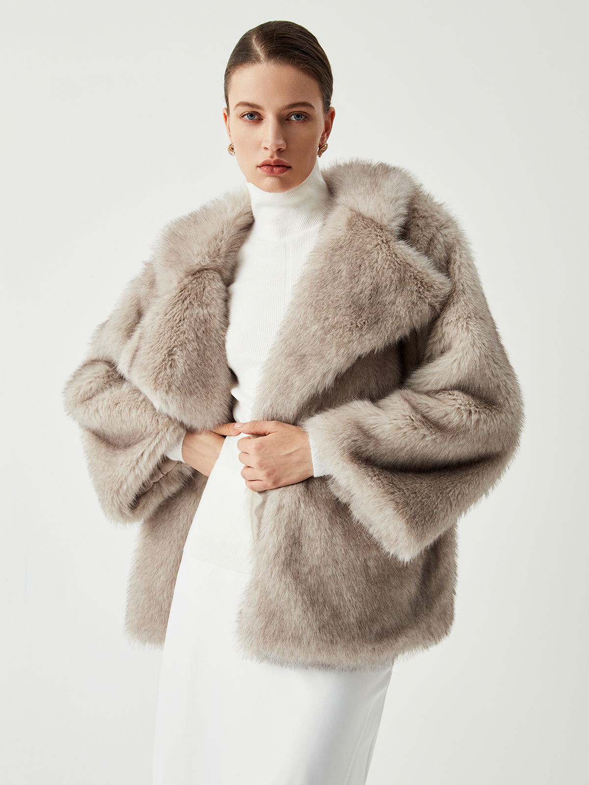 Oversized faux fur coat met kraag