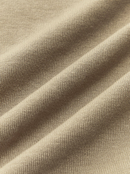 Geripptes Strickshirt mit langen Ärmeln und asymmetrischem Schnitt