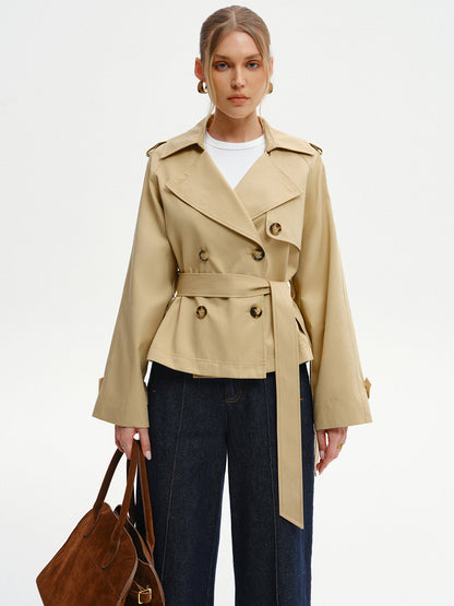 Doppelreihiger Trenchcoat mit Gürtel
