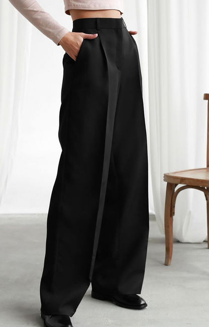Rosea Hose mit hohem Bund und weitem Bein