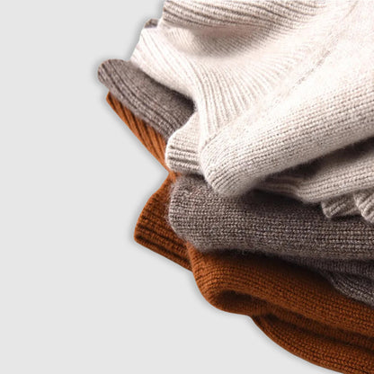 Chloé Montclair Luxe Cashmere Pullover
