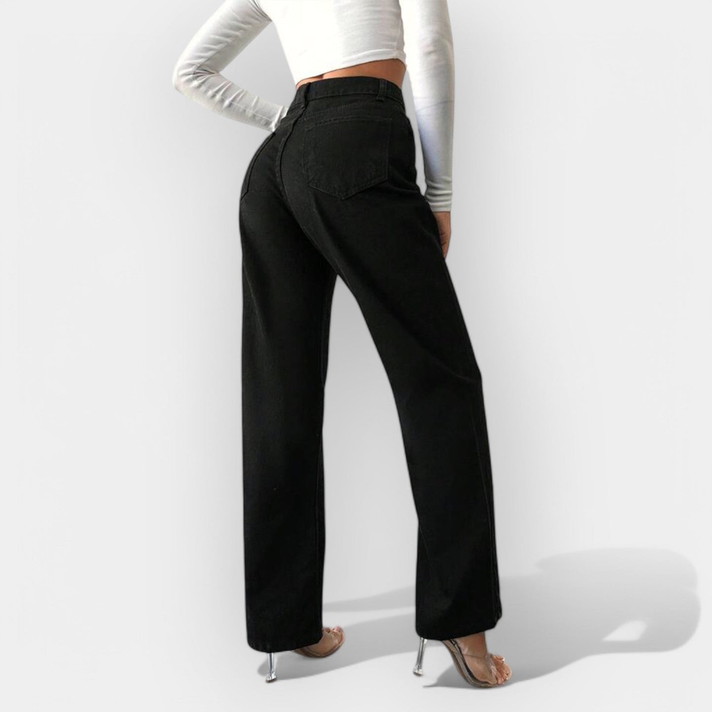 High-Waist Jeans mit weiter Hose