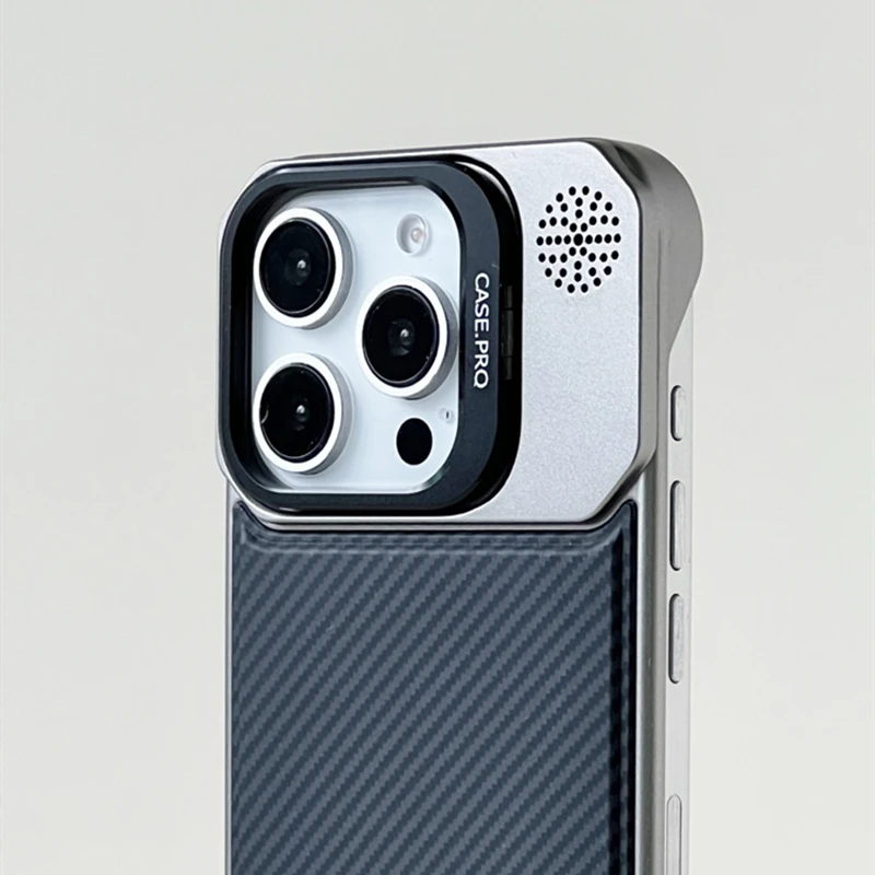 Titanium Carbon MagSafe iPhone hoesje