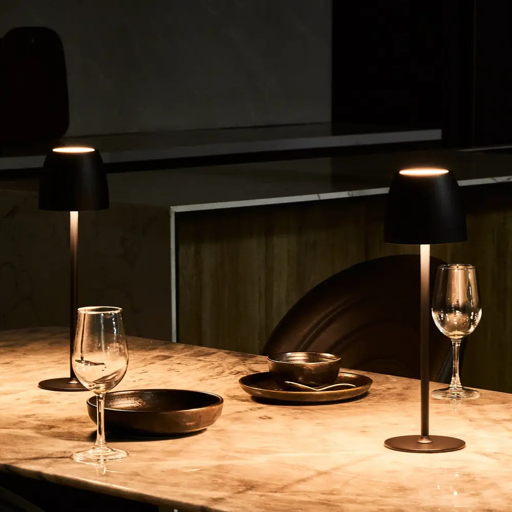 Eterna™ Tischlampe