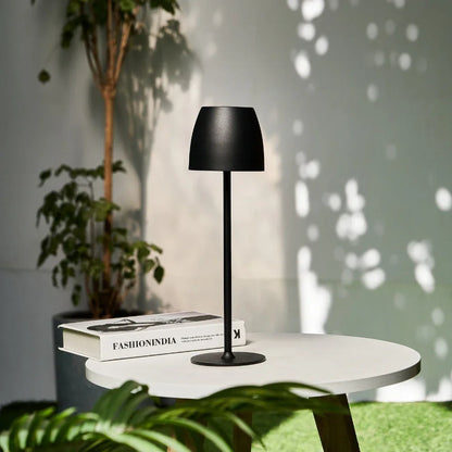 Eterna™ Tischlampe