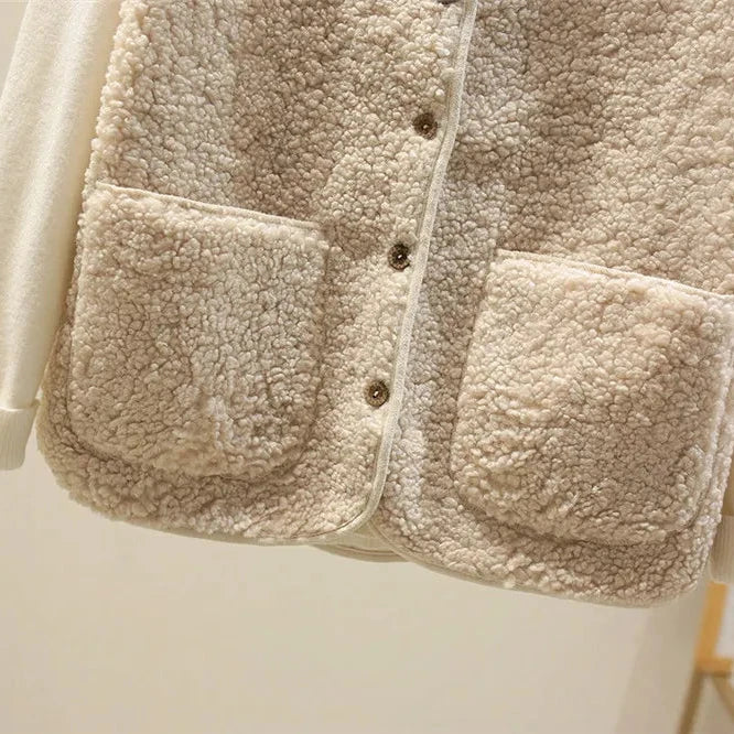 Rafaëlla – Vielseitige und schicke Strickweste aus Wolle