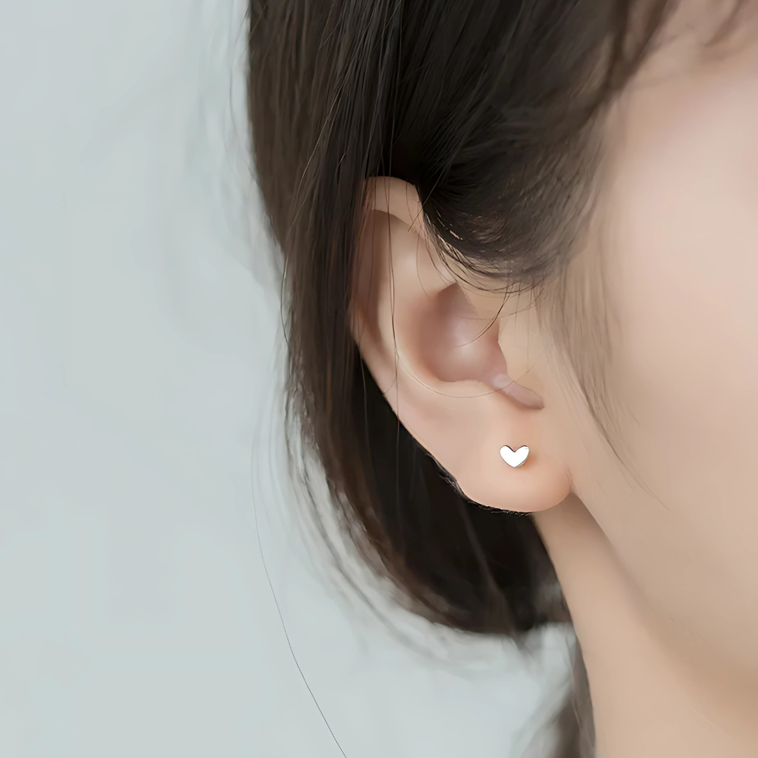 LILY™ | Hart Oorknopjes