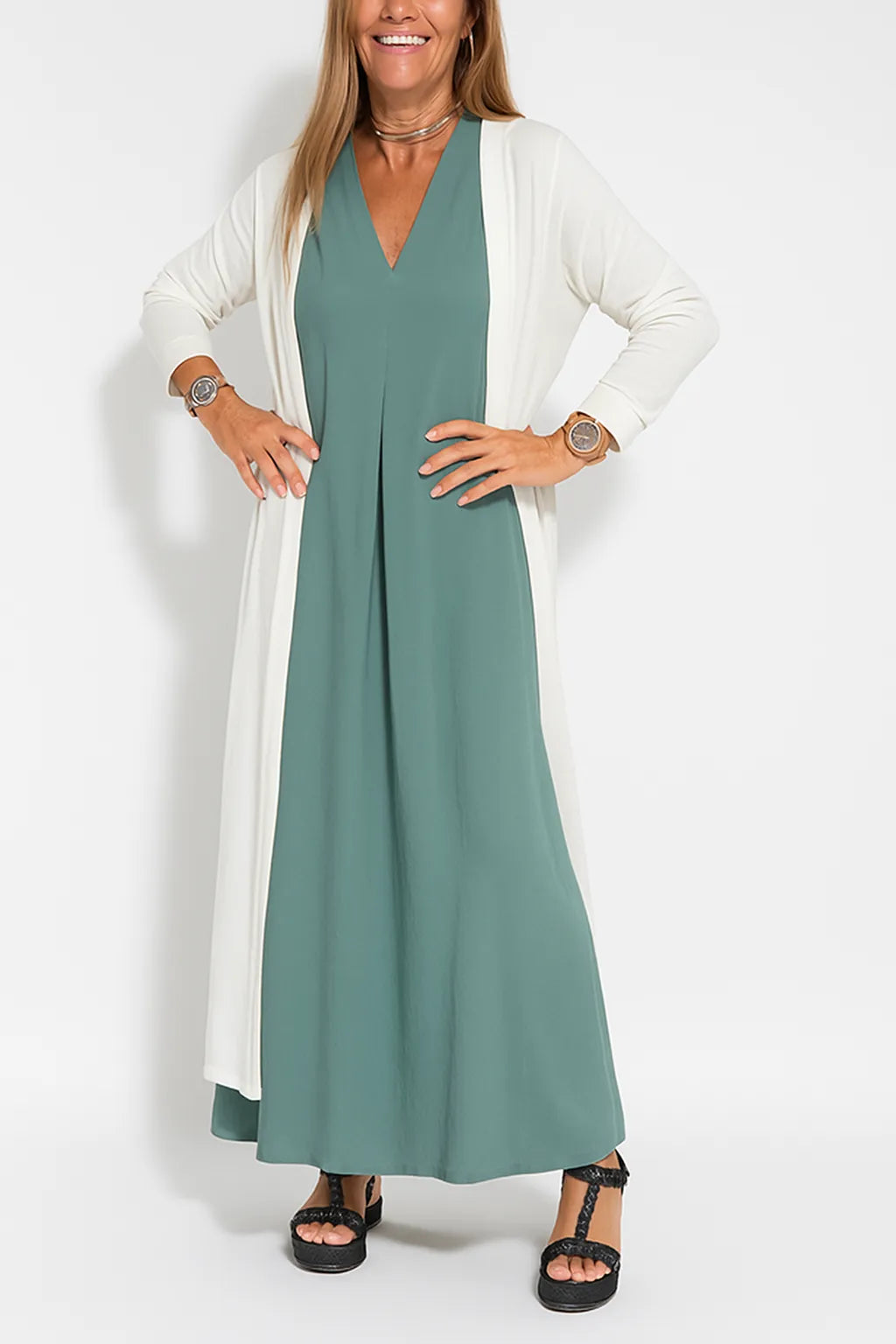 Carmela | Elegantes langes Kleid mit Strickjacke