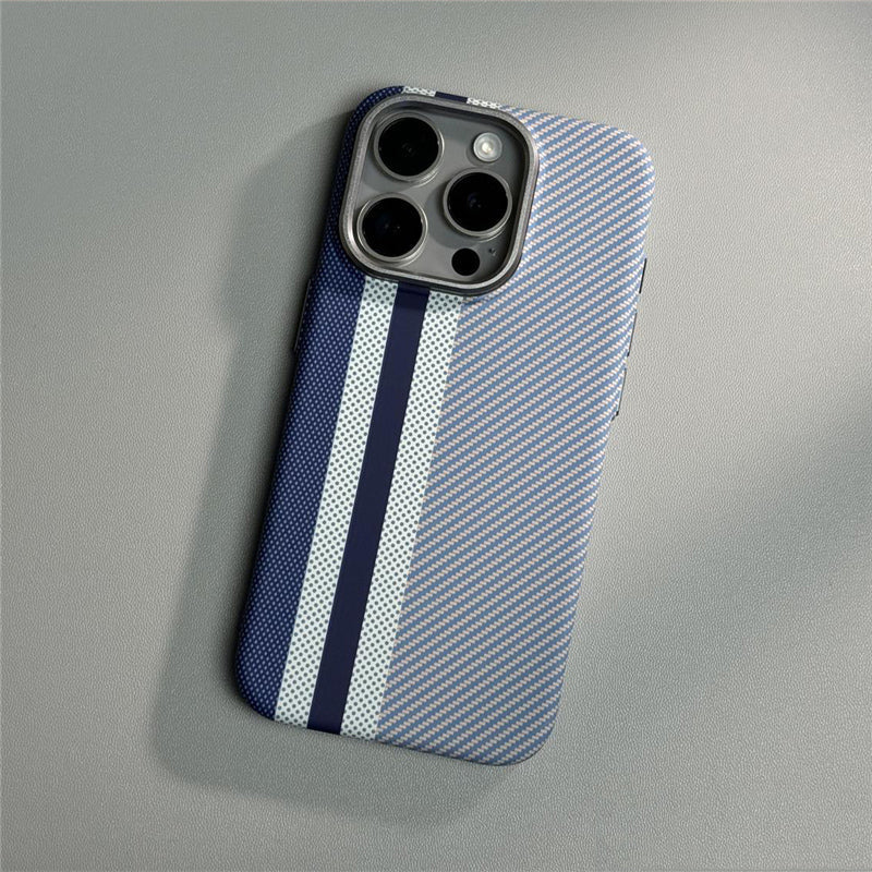Spectre MagSafe® iPhonehoesje van koolstofvezel