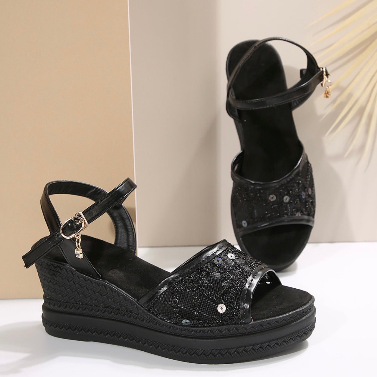 Cara - Normale Keillab-sandalen met dikke zool