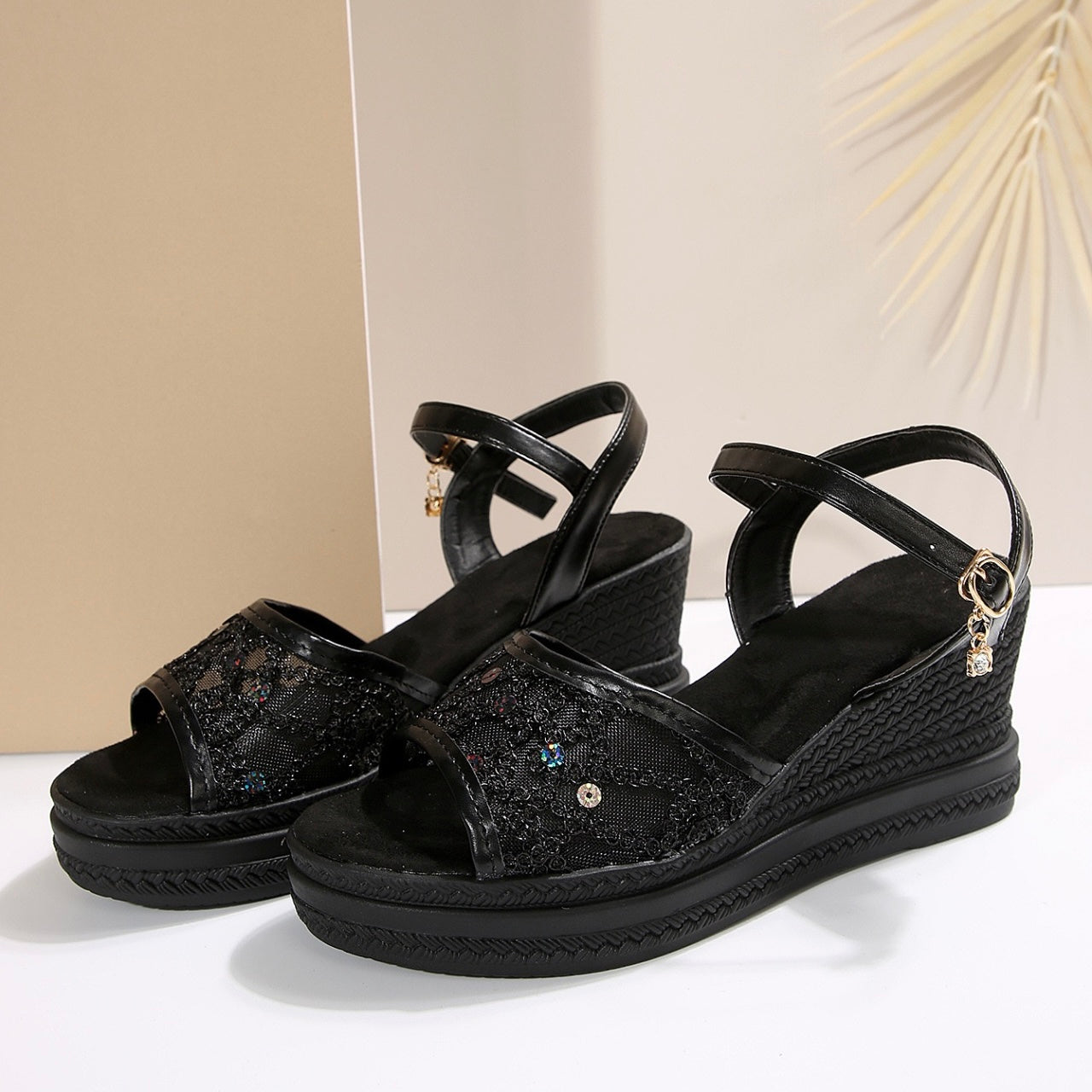 Cara - Normale Keillab-sandalen met dikke zool