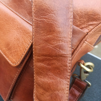 Helle Bruine Leren Laptoptas