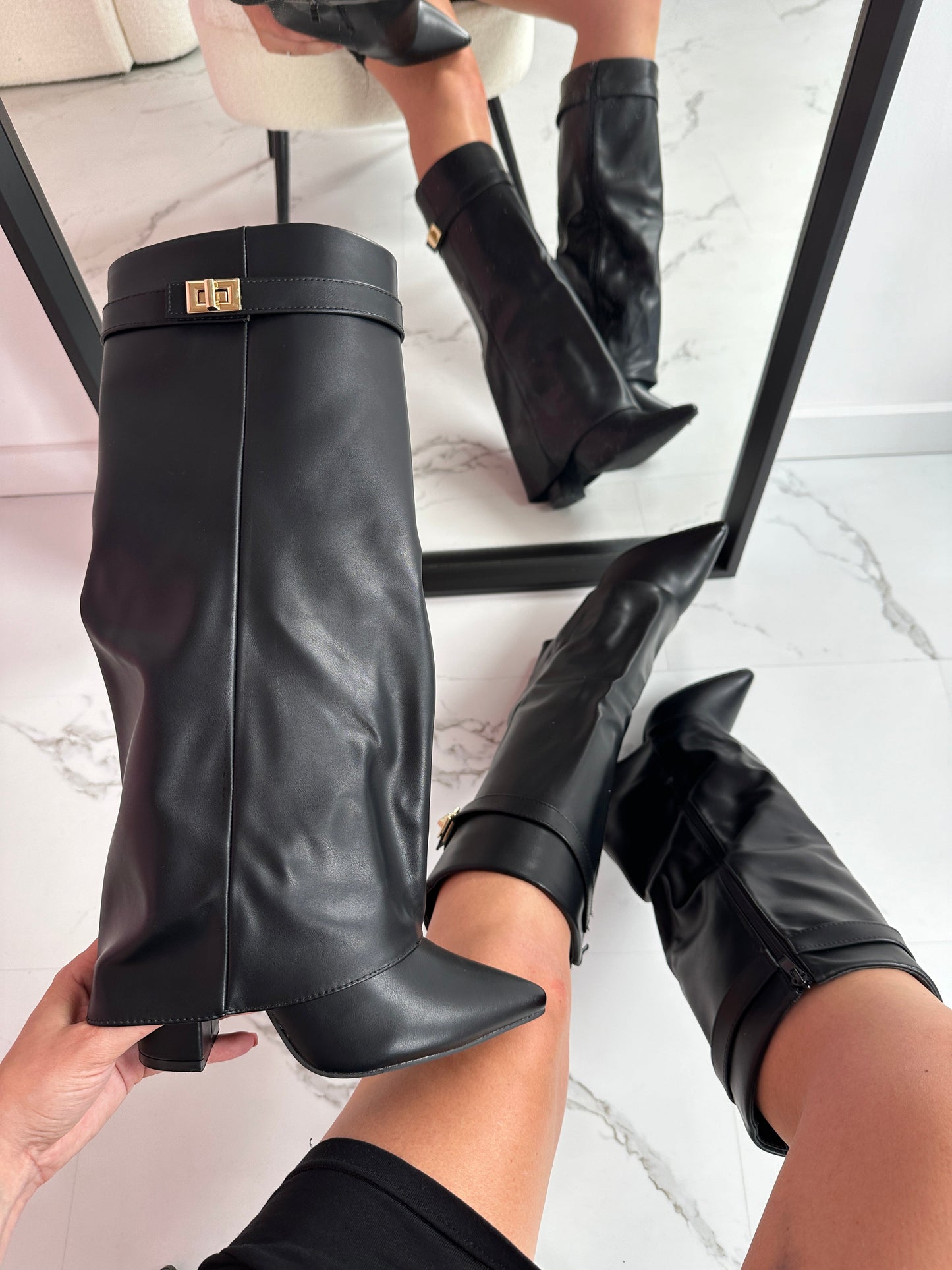 SERENA™ - Schwarze Lederstiefel