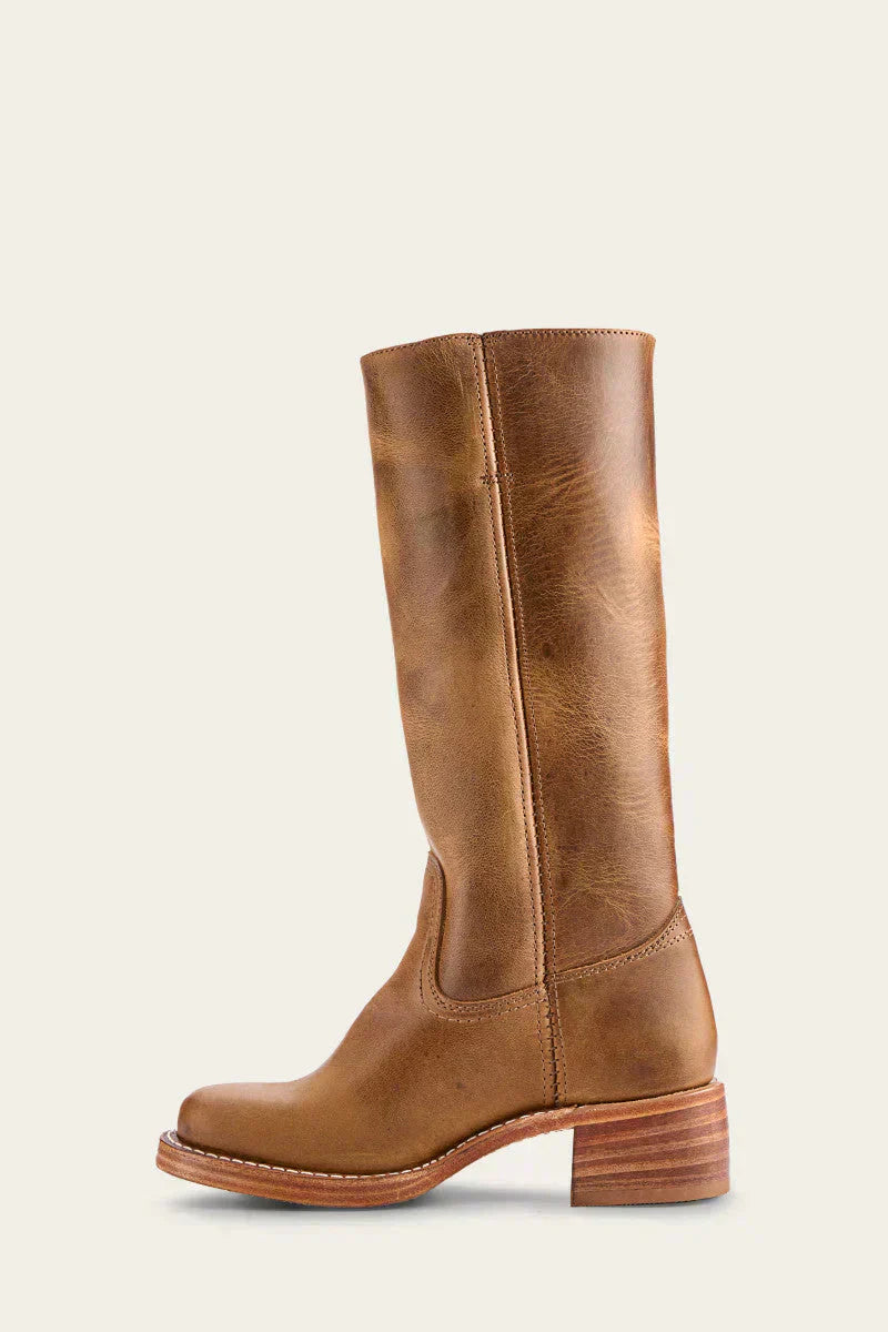 Kniehohe Stiefel mit Schmaler Passform und Strukturierter Sohle
