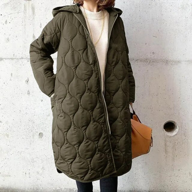 PRISCILLA™ | PARKA MIT KAPUZE UND RAFFINIERTEN DETAILS
