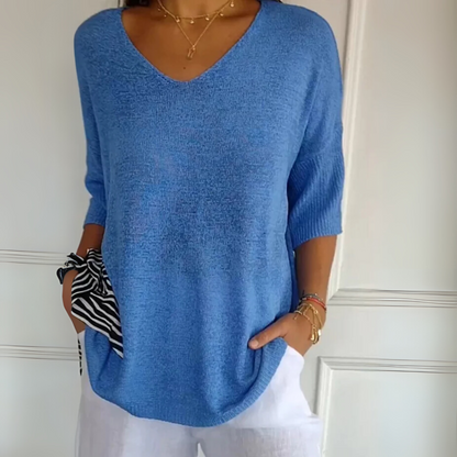 Aida | Lichtgewicht shirt met V-hals