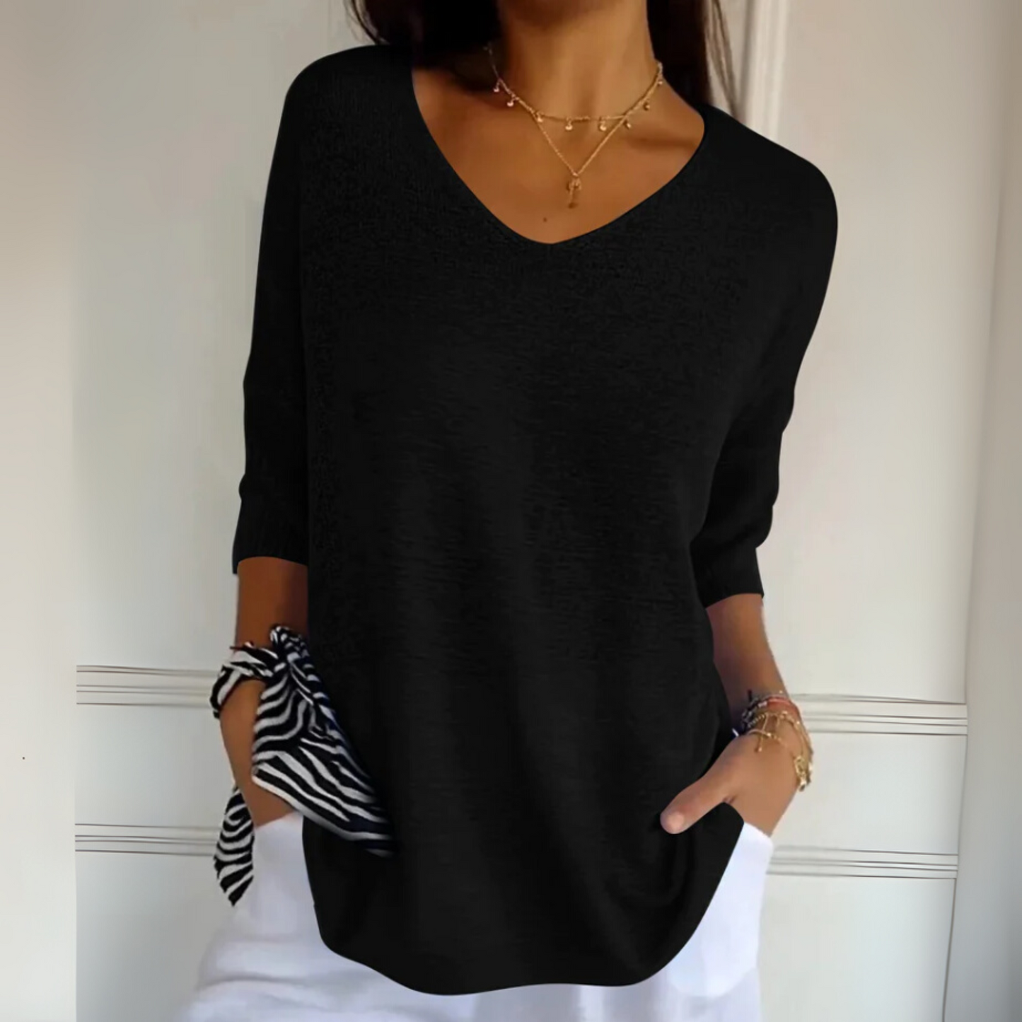 Aida | Lichtgewicht shirt met V-hals