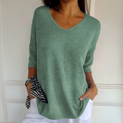 Aida | Lichtgewicht shirt met V-hals
