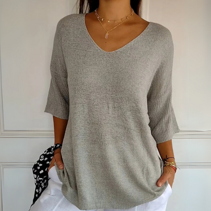 Aida | Lichtgewicht shirt met V-hals