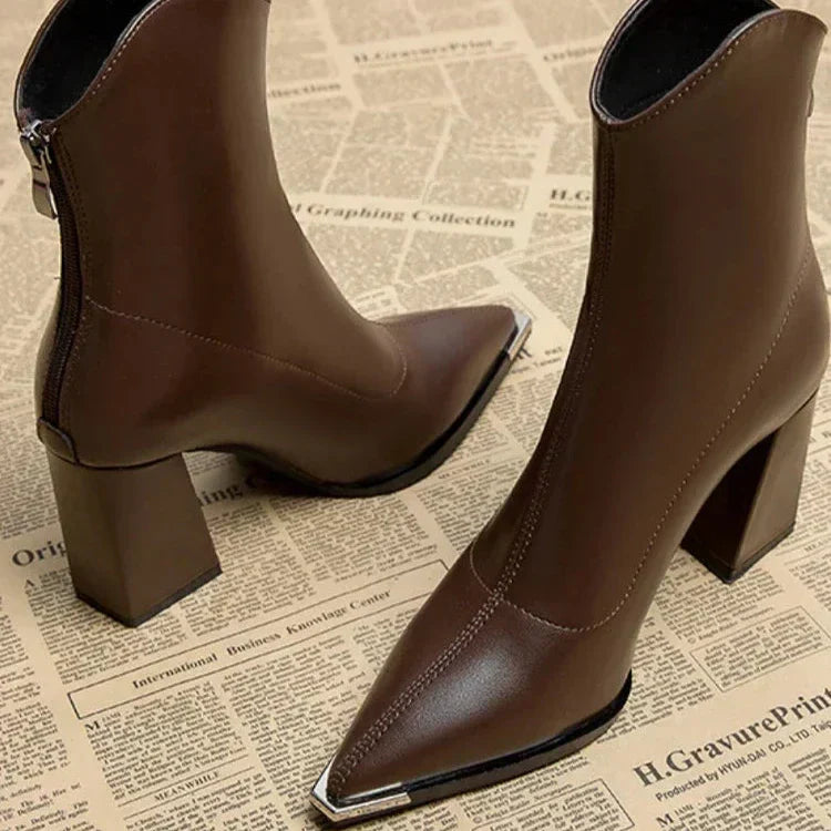NOX™ - Chelsea Boots met chromen neus